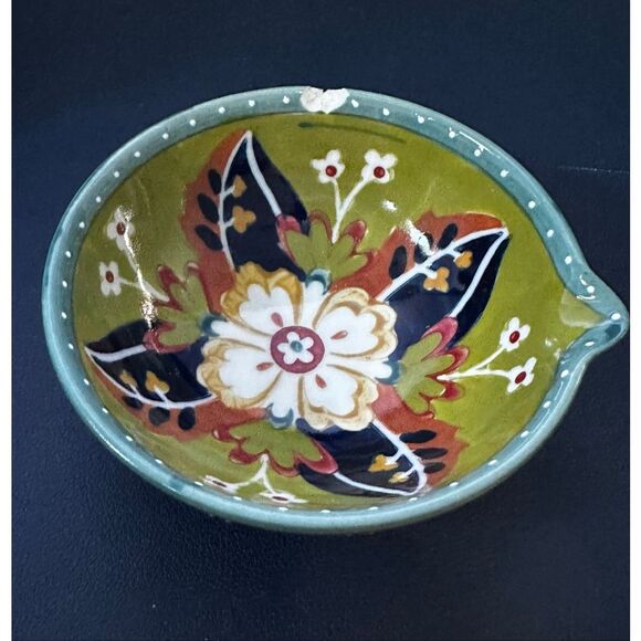 Anthropologie "CALVIA" 8" Handled Bowl and Nesting Bowls - Picture 8 of 9